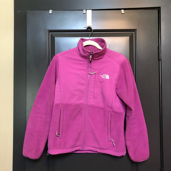 The North Face Jackets & Blazers - MAKE AN OFFER The North Face Denali Fleece